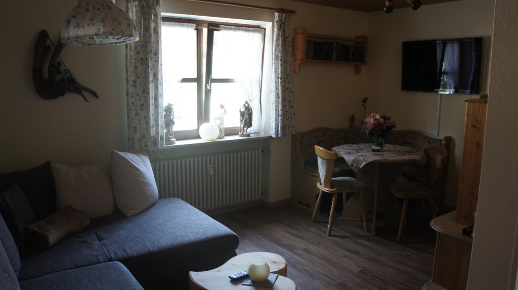 Ferienwohnung Auszeit 피셴 객실 사진